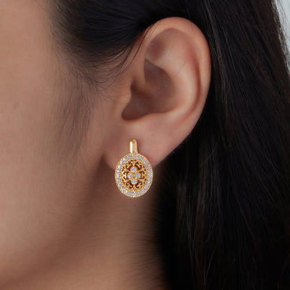 McAllistter – 18K Gold Plated Designer Oval Earrings.