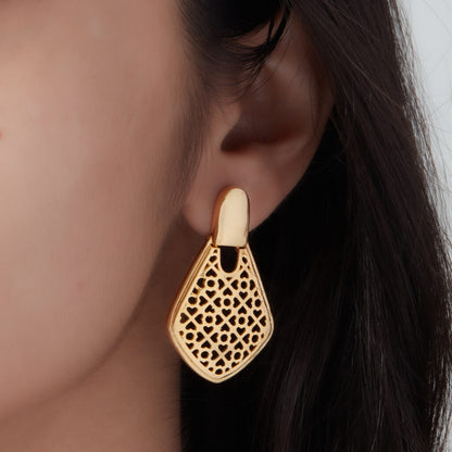 McAllistter – 18k Gold Plated Designer Drop Earrings.