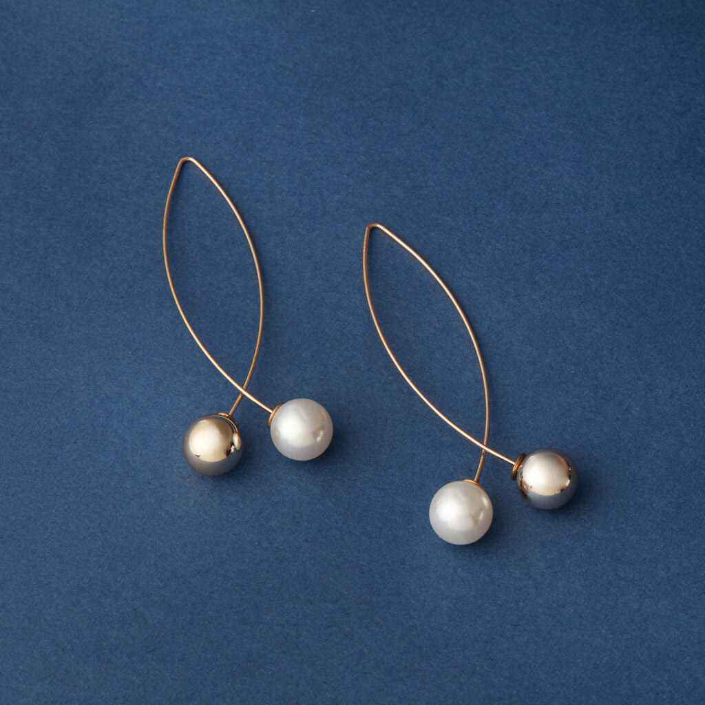 McAllistter – 18K Gold-Polished Pearl and Ball Dangle Earrings.