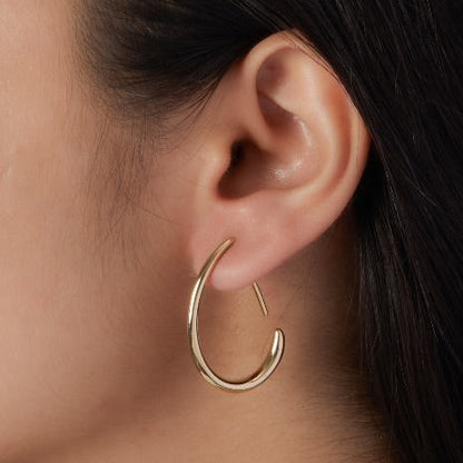 McAllistter – 18K Gold-Plated C Shaped Earring.