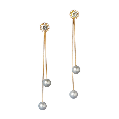 McAllistter – 18K Gold-Plated Pearl Long Dangle Earring.