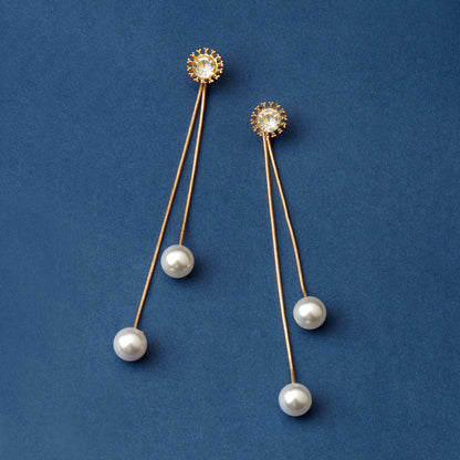 McAllistter – 18K Gold-Plated Pearl Long Dangle Earring.